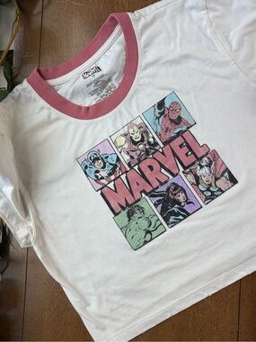 Marvel Comic Panel Pink Ringer Crop Tee Distressed Neck Size L